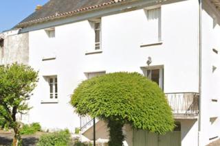 3-Bed House - Sleeps 6 - Garden Balcony Parking - 8