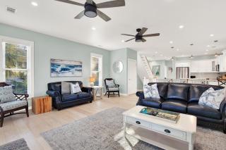 Coastal Livin' - 4