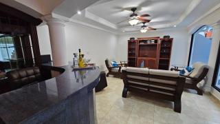 Party House - 4