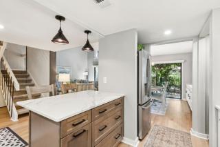 Beautifully remodeled 2 bedroom 2 bathrooms on the Marsh side of the resort - 9