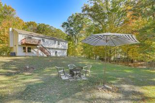 Hike, Ski and Explore Otisville Retreat with Yard! - 0