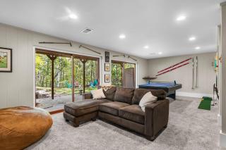 5br, 9 Beds Sleeps 14 Game Room, Pool Access - 7