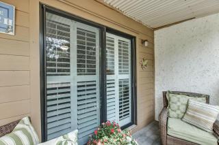 2 Bedroom 2 Bath with short walk to the beach - 9