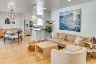 Long-Term Stay in Ventura! Sleek Sanctuary and Yard - 3