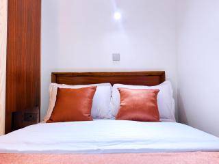 Five-Eight Residences - 7