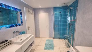 Blue Mountain Suite - 6