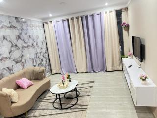 Rokans Pearl Kyanja - 0