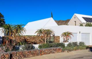 Calm Oasis in the heart of the Karoo - 1