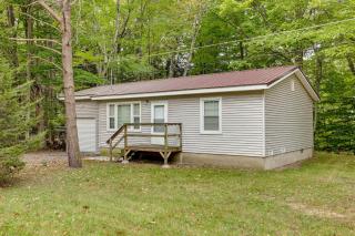 Walk to Lake Hamlin Cottage Near Boat Launch - 2