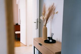 Comfy stay 2BR flat 1Gbps 4 min walk from metro - 8