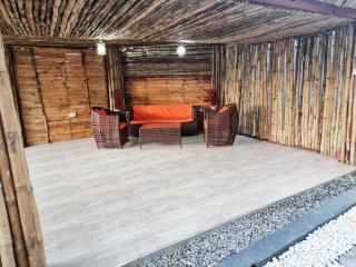 Luxury 1bed guest house with private garden in Magodo - 3