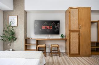 Virgo Nest Rentals - Avida Riala IT Park - City View - 4