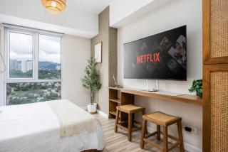 Virgo Nest Rentals - Avida Riala IT Park - City View - 3