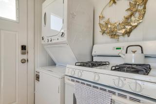 Walk to Craigville Beach Cape Cod Gem with Patio - Centerville - 2