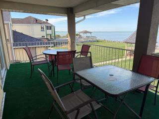 Clinton Inn & Suites - 5