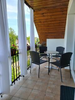 Falevél Apartmanház - 5