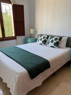 Apartamento con jardín, piscina y parking - 5