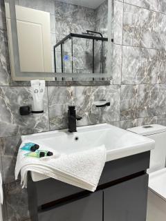 Olive Dream Apartment with Balcony View - 6