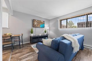 Large2BR/Great for Work Crews&Families/desk/Parkng - 3