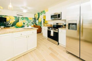 Fall Special! Squeeze the Day | Beach <1mi | 4plex - 2