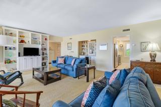 Windsong Ocean Front 2 Bedroom Condo - 4