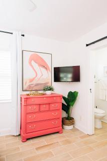 Let’s Flamingle | Fall Deal | Beach <1mi | 4plex - 9