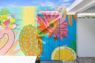 Let’s Flamingle | Fall Deal | Beach <1mi | 4plex - 4