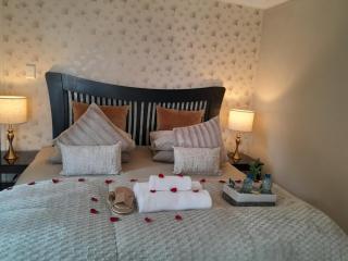 Stay at the Dam with Galagos Guest House - 9
