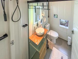 Deck Tiny House - 2