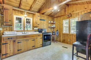 Boat, Hike and Fish Rustic Greenwood Retreat - 3