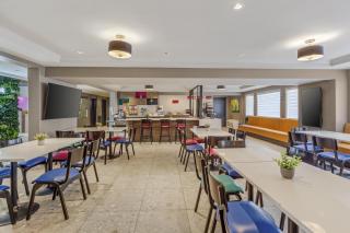 Best Western Plus West Edmonton - 2