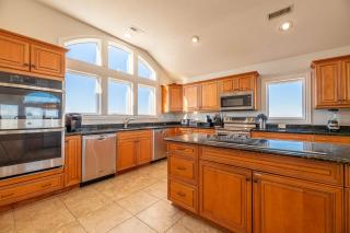 C9703 Oceanfront Luxury Retreat in Carova, Private Pool & Hot Tub - Prices Reduced! - 3