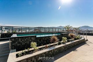 Estadia completa em prédio com piscina a 850m da praia em Florianópolis - STIs - 0