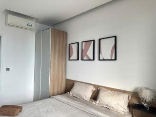 Central Apartment in Sunrise City View - 6