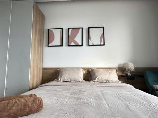 Central Apartment in Sunrise City View - 4