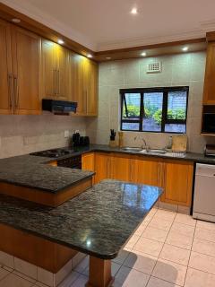 Tranquility Self-Catering Apartments - 4