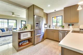 3 Mi to Downtown Bradenton Family Home with Yard! - Braden Castle - 3