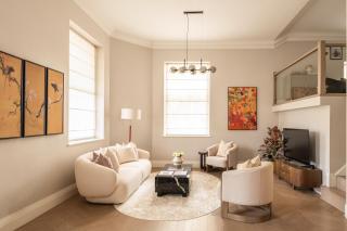 Luxury 4 Bed Kensington Duplex Opposite Hyde Park with Private Cinema Lounge - 3