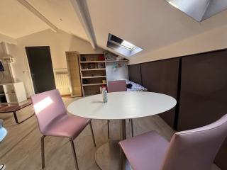 Studio 4 personnes 3 lits Thionville Wifi Parking - 2