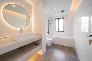 Shanghai Hills & Serendipity Family Homestay with 3 Bedrooms Near Line4&8 South Xizang Rd - 8