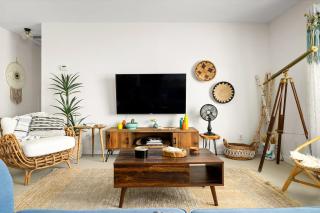 3Br 2Bth, 10 min to JTNP, ZENGrdn, Hot Tub, EV Chr - 8