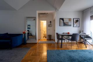 Penthouse with garage - 7