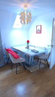 Modern Beautiful Luxury Coach House Free Parking - 9