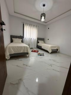 2 bedroom flat brand New&New listing N Furniture - 5