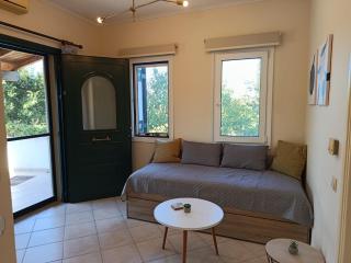 Kanali Hill Apartment - 8
