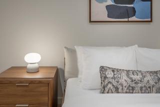 Luxury 4BR 3BA Penthouse with Private Terrace - 7