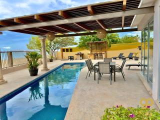 Beachfront Compound, Pool, BBQ, Best for Groups - 4