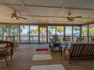 Bill's Bay Breeze - 5