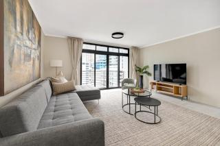 Soft Luxury 1BDR in trendy De Waterkant Nest - 0