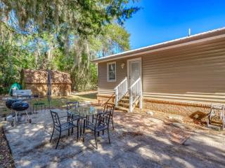 Maana- A Boaters Bungalow - 7